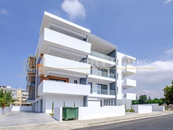 Two-Bedroom Furnished Apartment in Universal