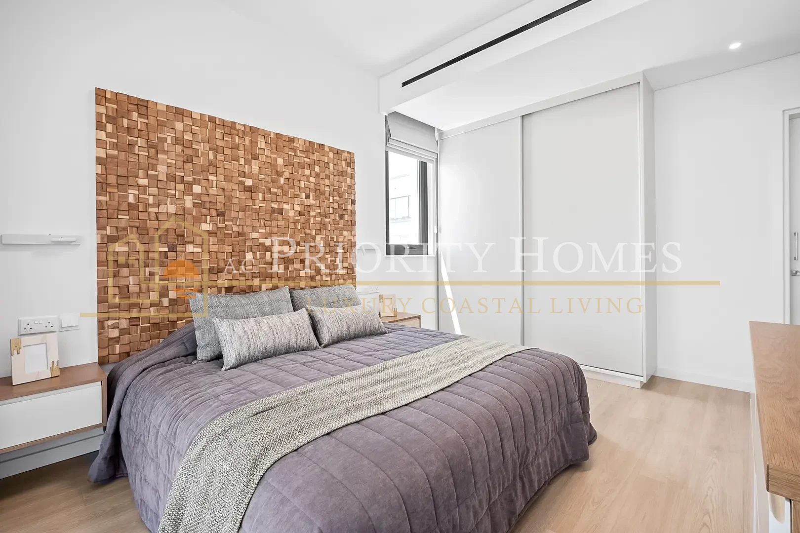 Three-Bedroom Modern Apartment in Kato Paphos