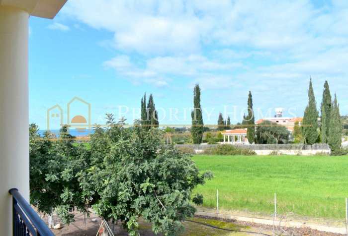 Three‑Bedroom Villa in Pegeia – Sea Caves