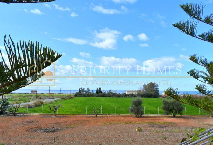 Three‑Bedroom Villa in Pegeia – Sea Caves