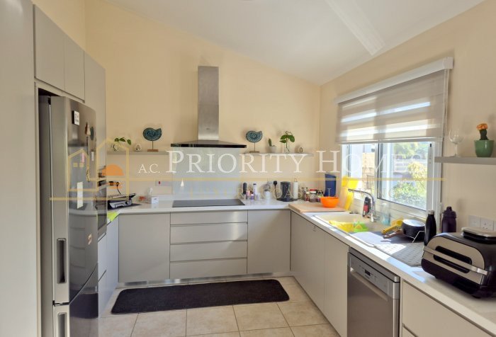 Three‑Bedroom Luxury Villa for Sale in Tala