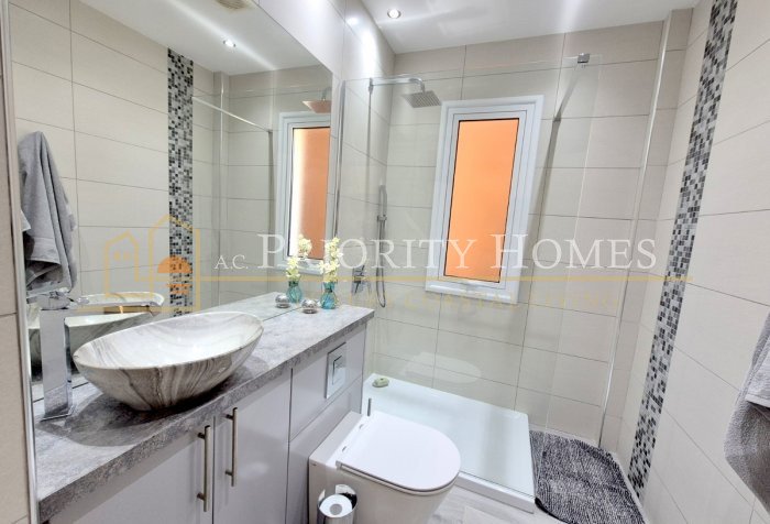 Three‑Bedroom Villa in Tala