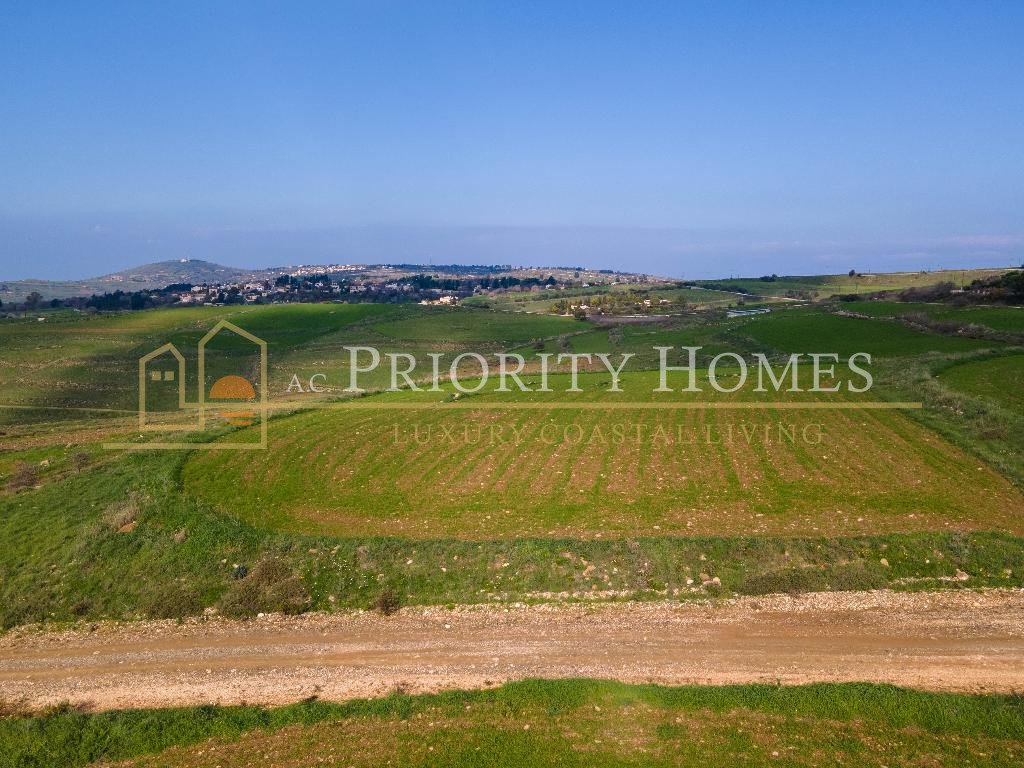 Touristic Field in Pano Arodes