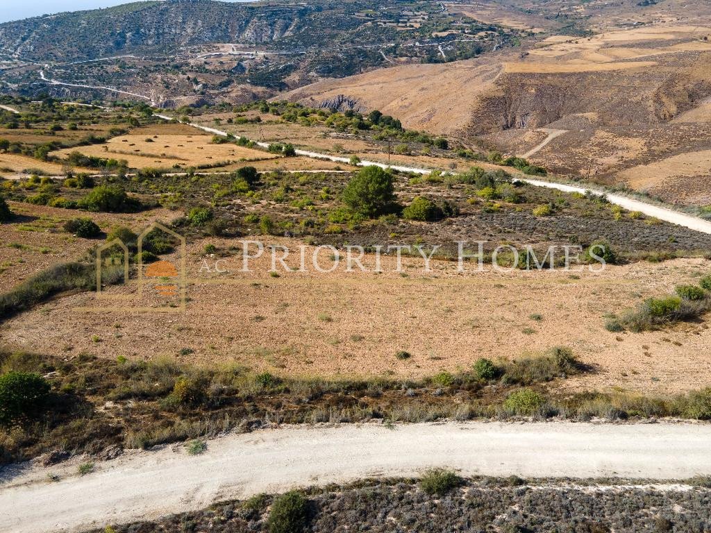 Agricultural Land in Pano Arodes