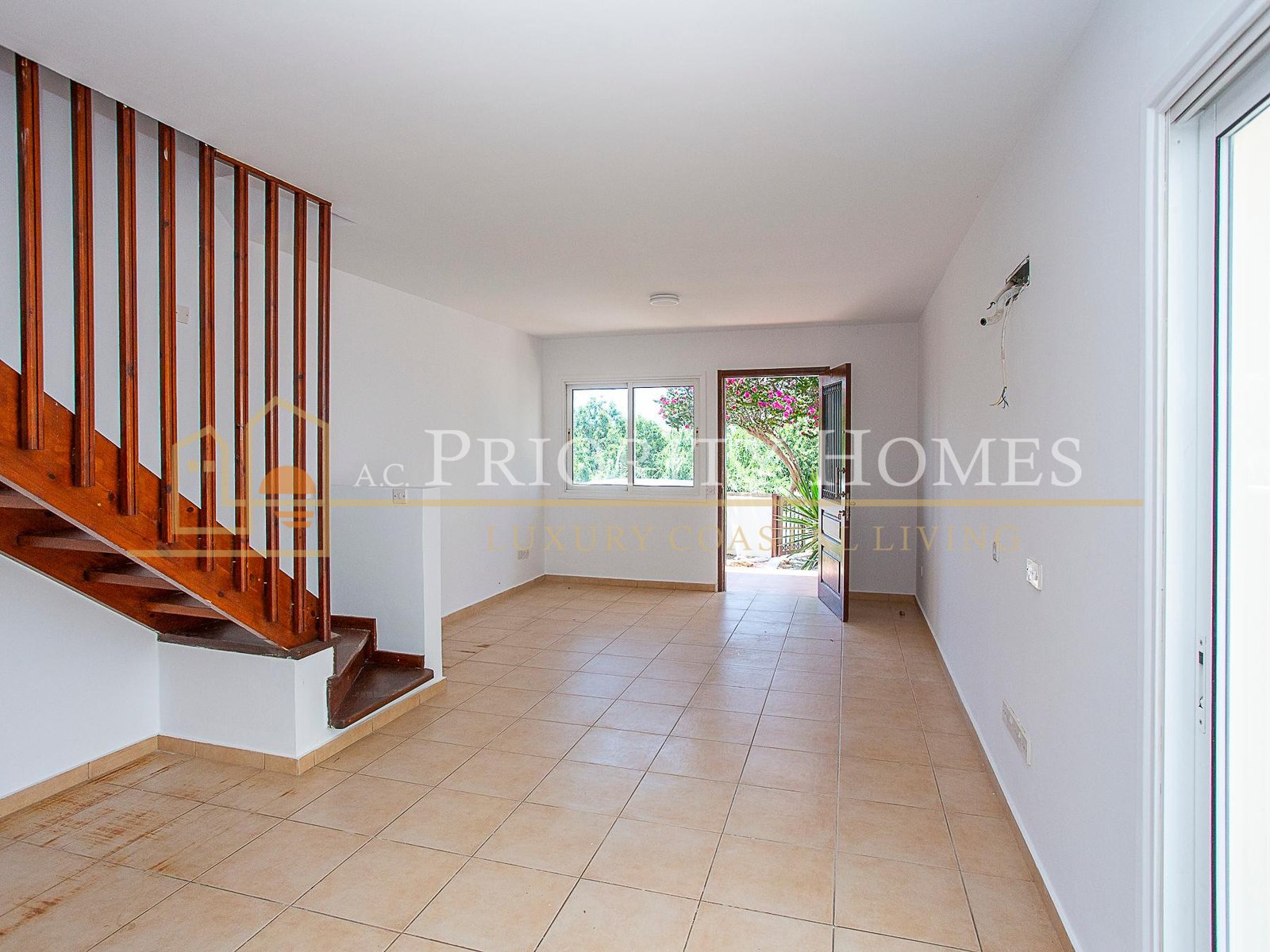Two-Bedroom Semi-Detached House for Sale in Chloraka