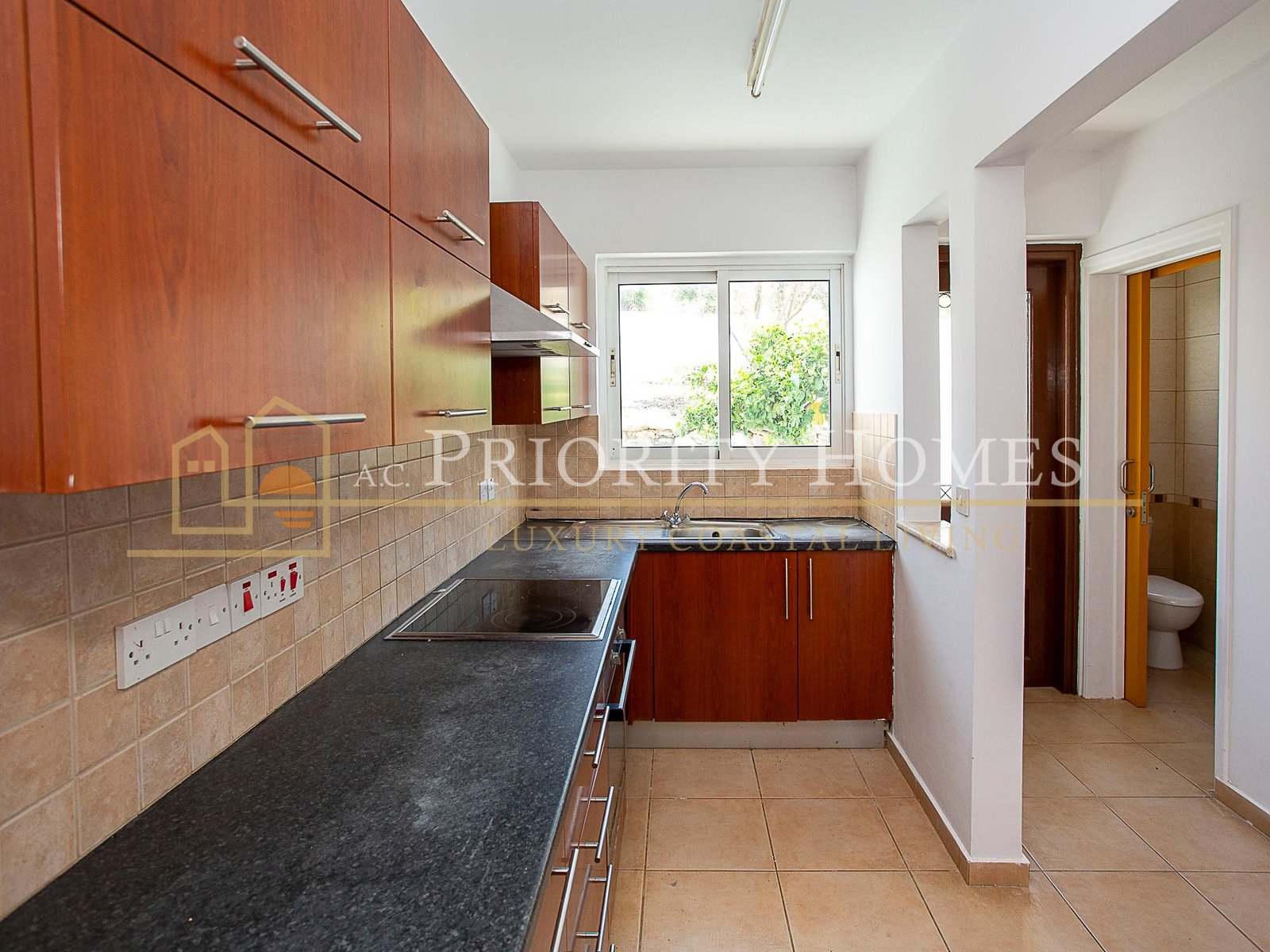 Two-Bedroom Semi-Detached House for Sale in Chloraka