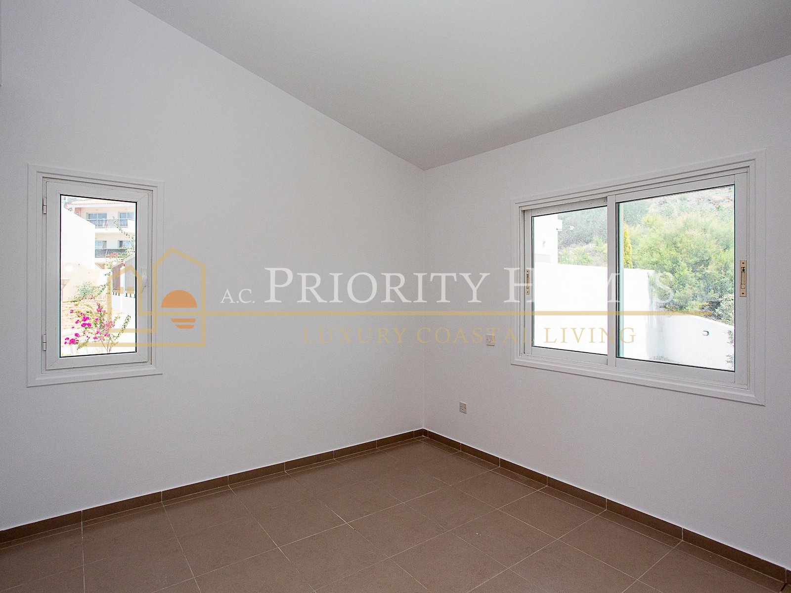 Two-Bedroom Semi-Detached House for Sale in Chloraka