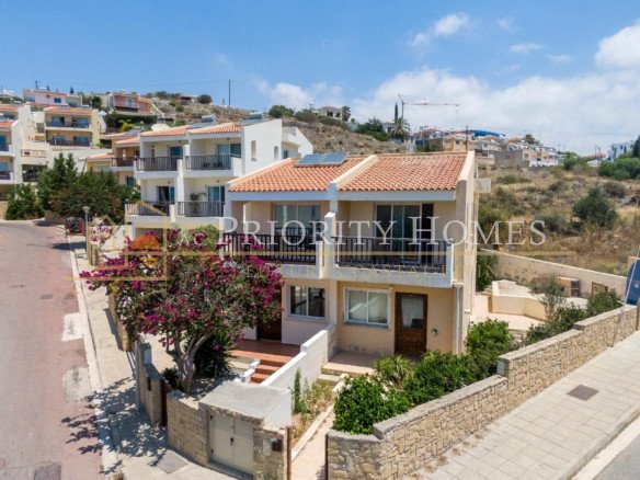 Two-Bedroom Semi-Detached House for Sale in Chloraka