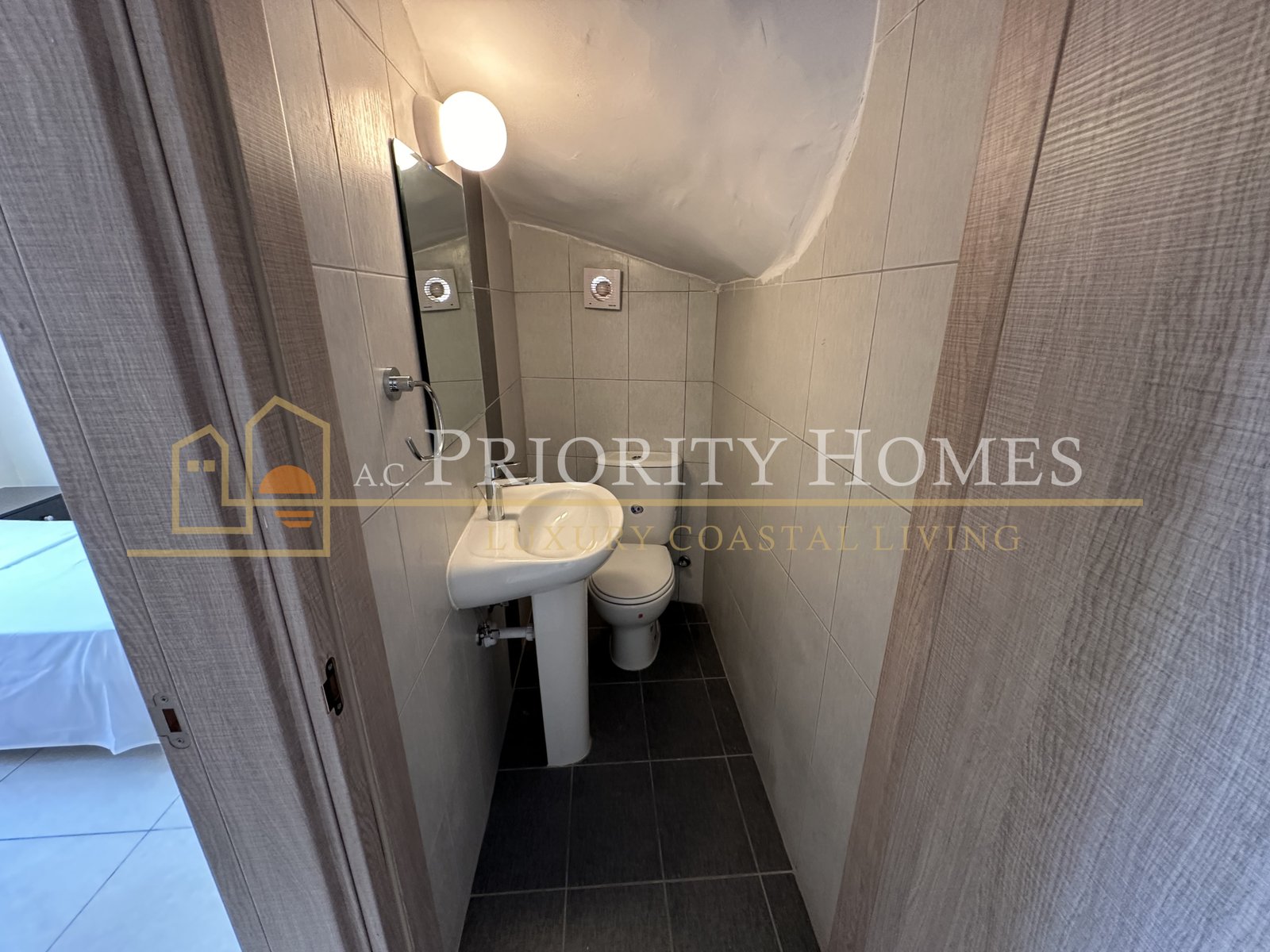 Three‑Bedroom Detached Villa in Paphos – Tomb of the Kings