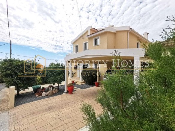 For Rent Three-Bedroom Detached Villa in Pegeia with Sea Views