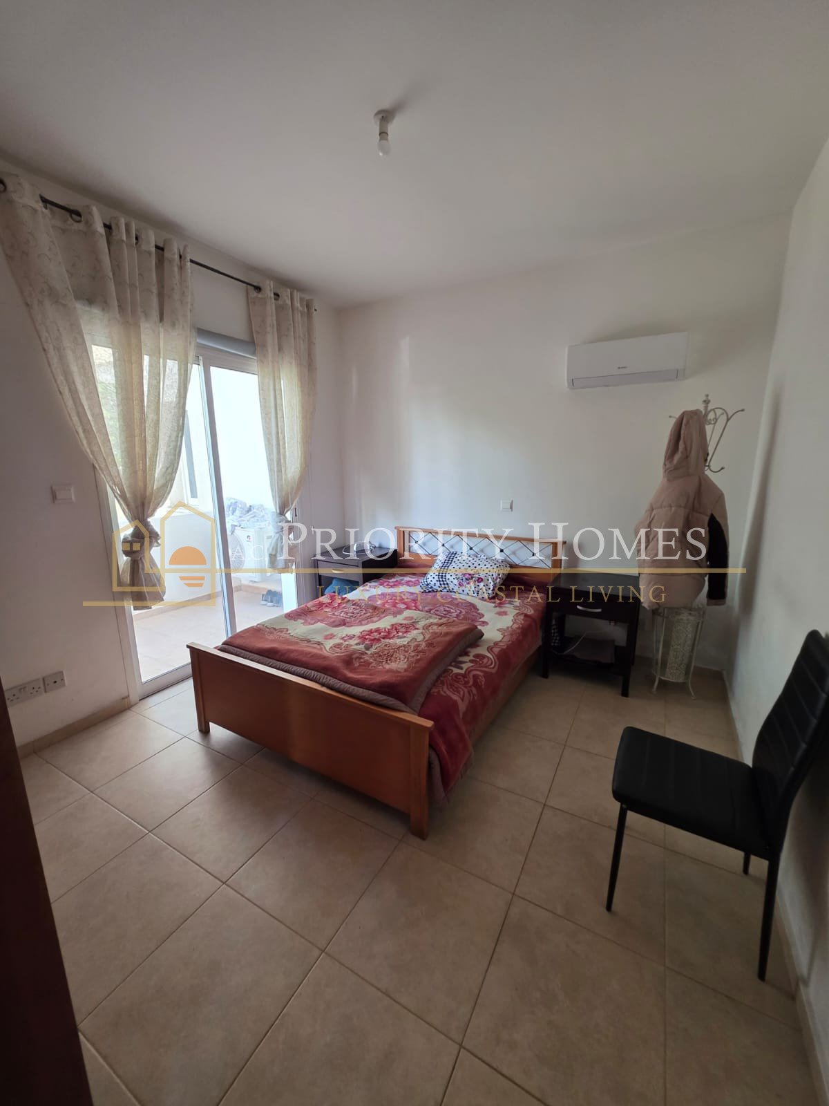 Two‑Bedroom Apartment in Paphos – Central