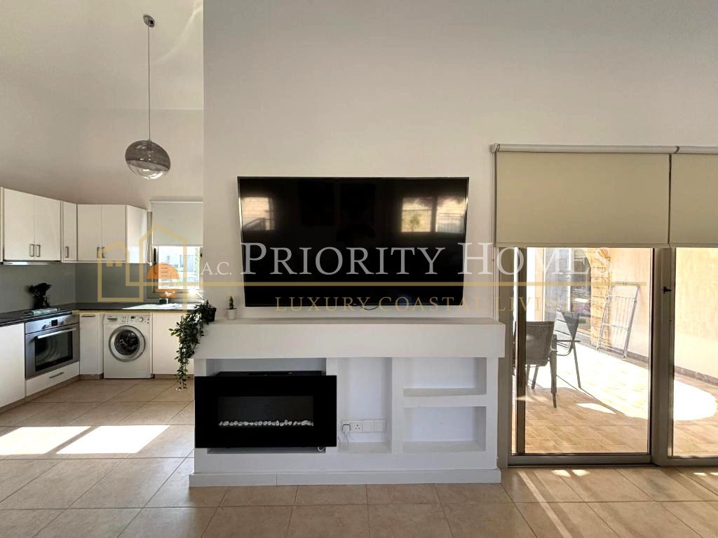  Three-Bedroom Bungalow for Rent in Sea Caves