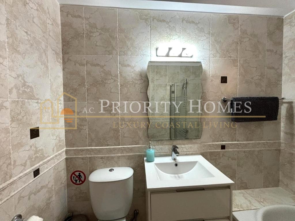  Three-Bedroom Bungalow for Rent in Sea Caves