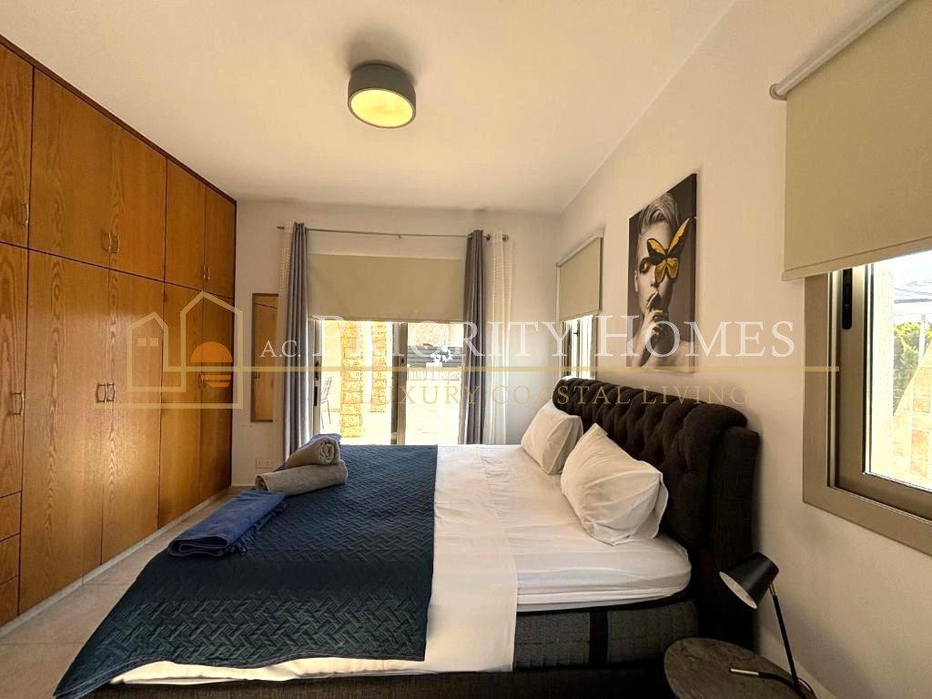  Three-Bedroom Bungalow for Rent in Sea Caves