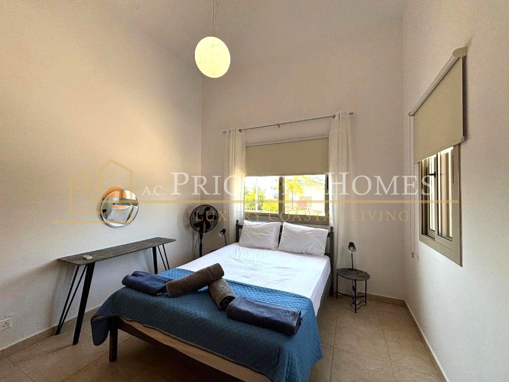  Three-Bedroom Bungalow for Rent in Sea Caves