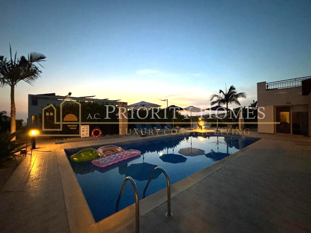  Three-Bedroom Bungalow for Rent in Sea Caves