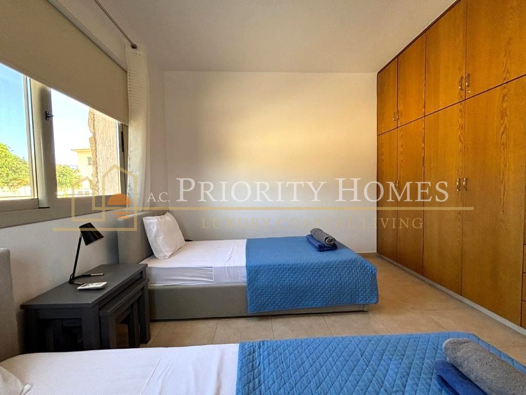  Three-Bedroom Bungalow for Rent in Sea Caves