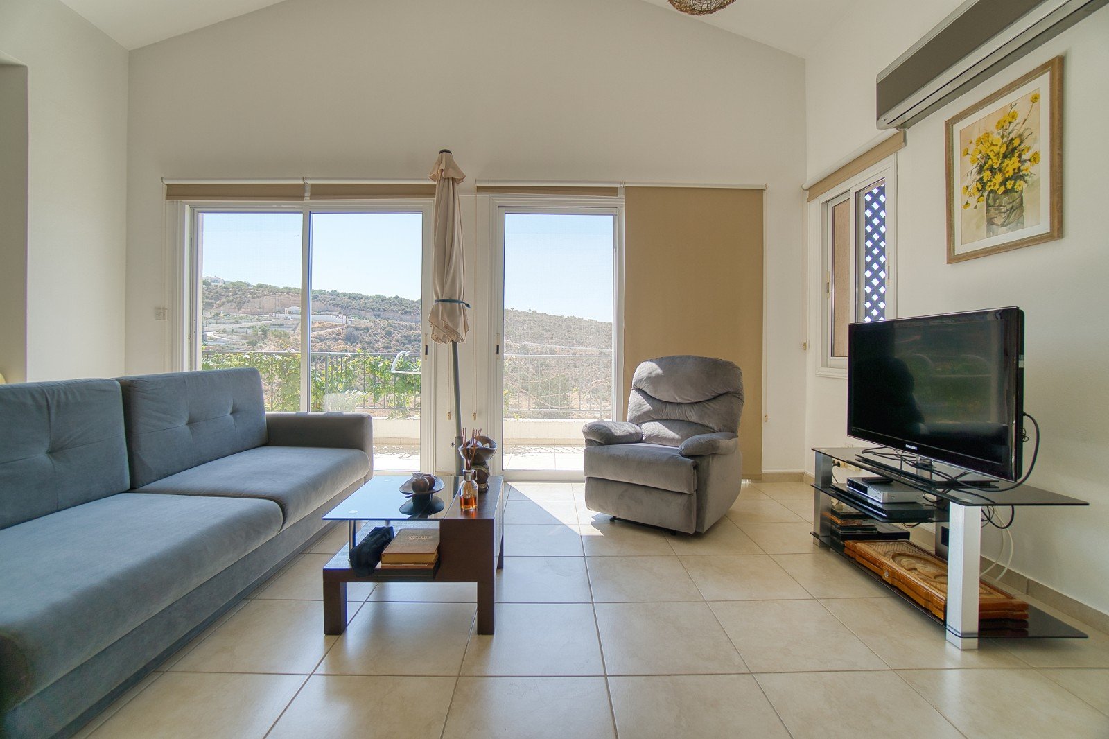 Three-Bedroom Semi‑Detached Villa in Pegeia