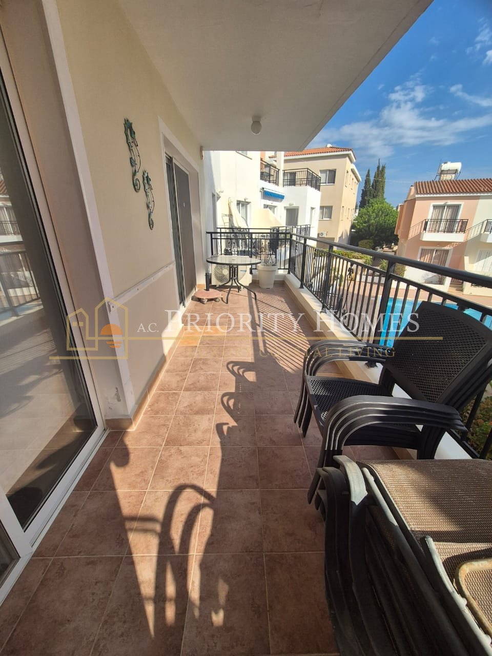 One Bedroom Apartment for Long-Term Rent in Universal