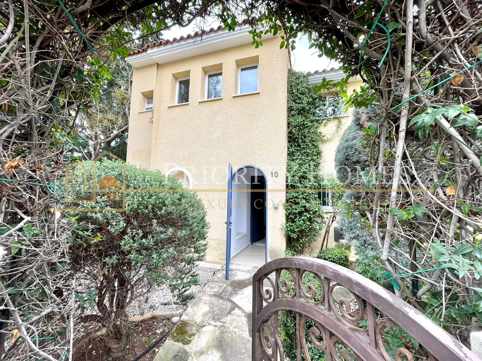 Unique Three Bedroom Villa + Office in the Prestigious Limnaria Gardens, Kato Paphos
