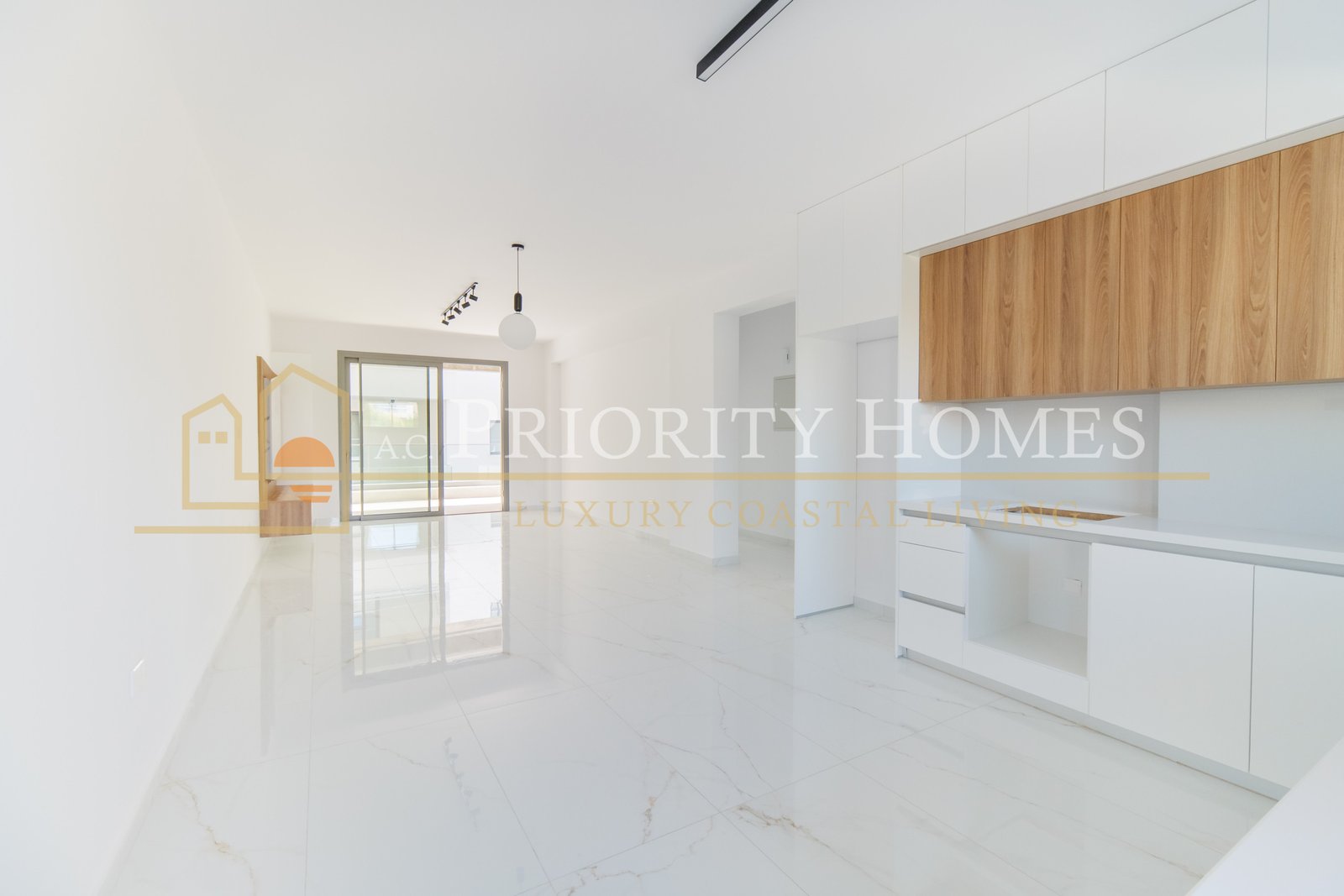 Three-Bedroom Apartment in Paphos – Central