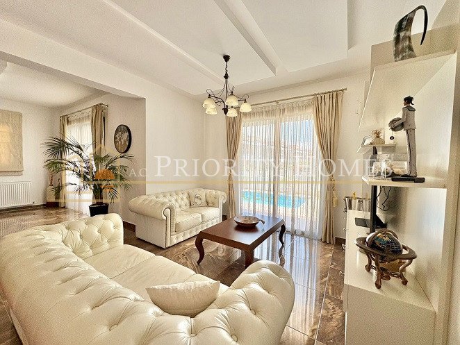Three-Bedroom Villa in Pegeia