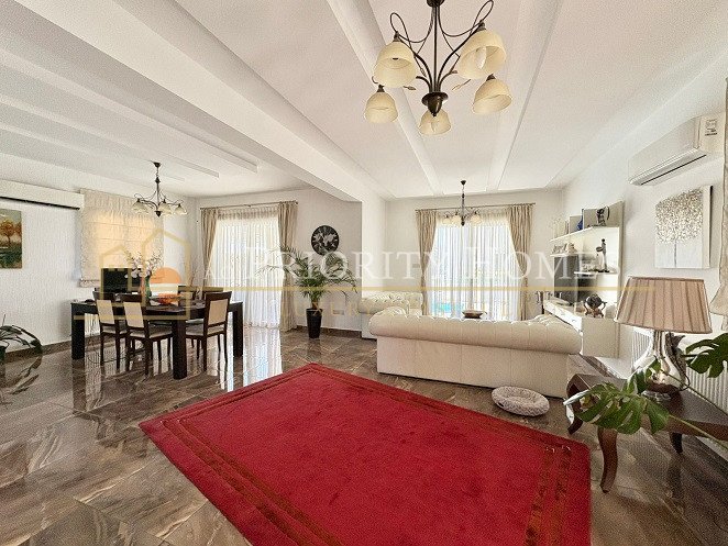 Three-Bedroom Villa in Pegeia