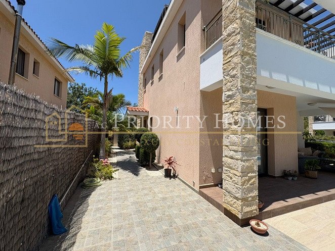 Three-Bedroom Villa in Pegeia