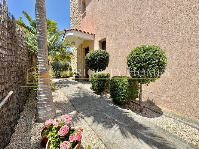 Three-Bedroom Villa in Pegeia