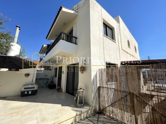 Three-Bedroom Semi-Detached House for Rent in Pegeia