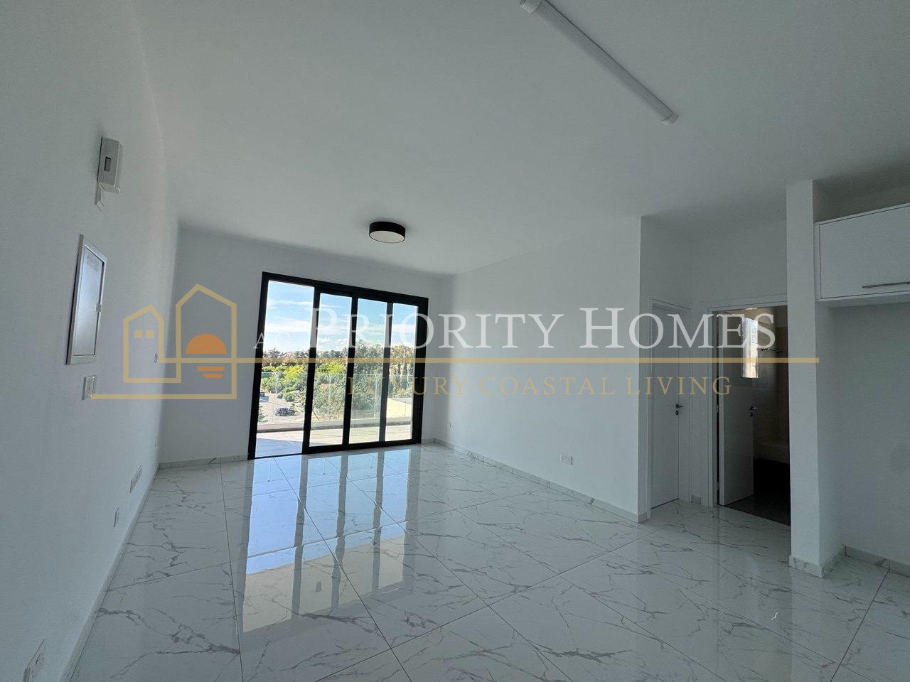 One-Bedroom Apartment in Paphos – Universal