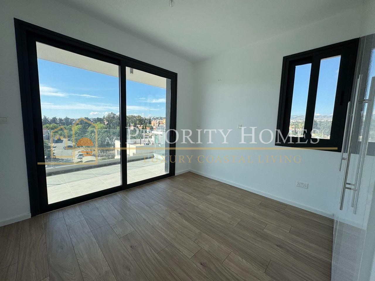 One-Bedroom Apartment in Paphos – Universal