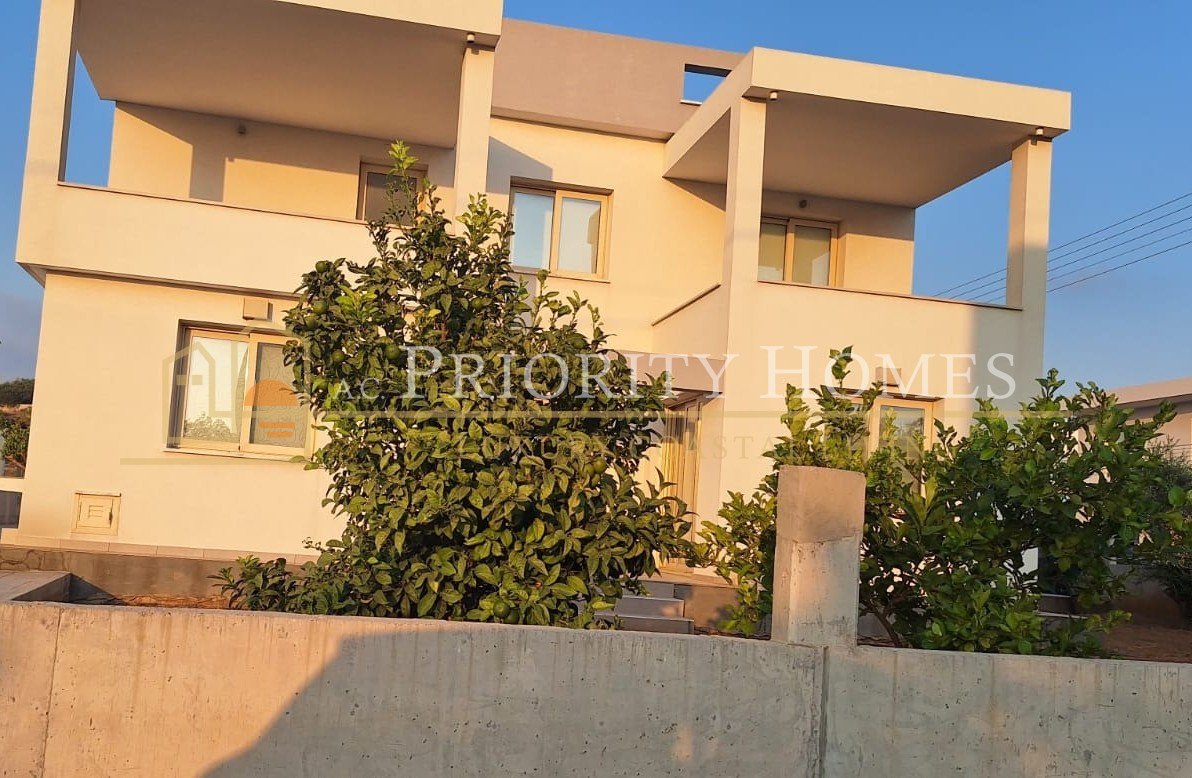 Spacious Six-Bedroom Furnished Villa for Rent in Emba