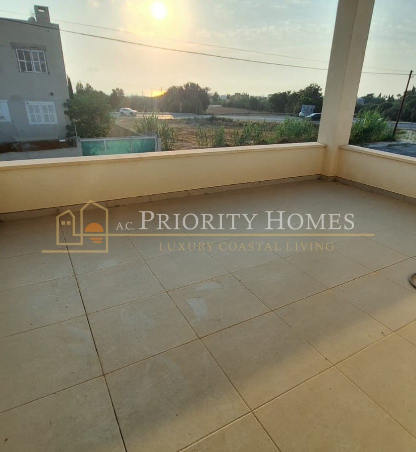 Spacious Six-Bedroom Furnished Villa for Rent in Emba
