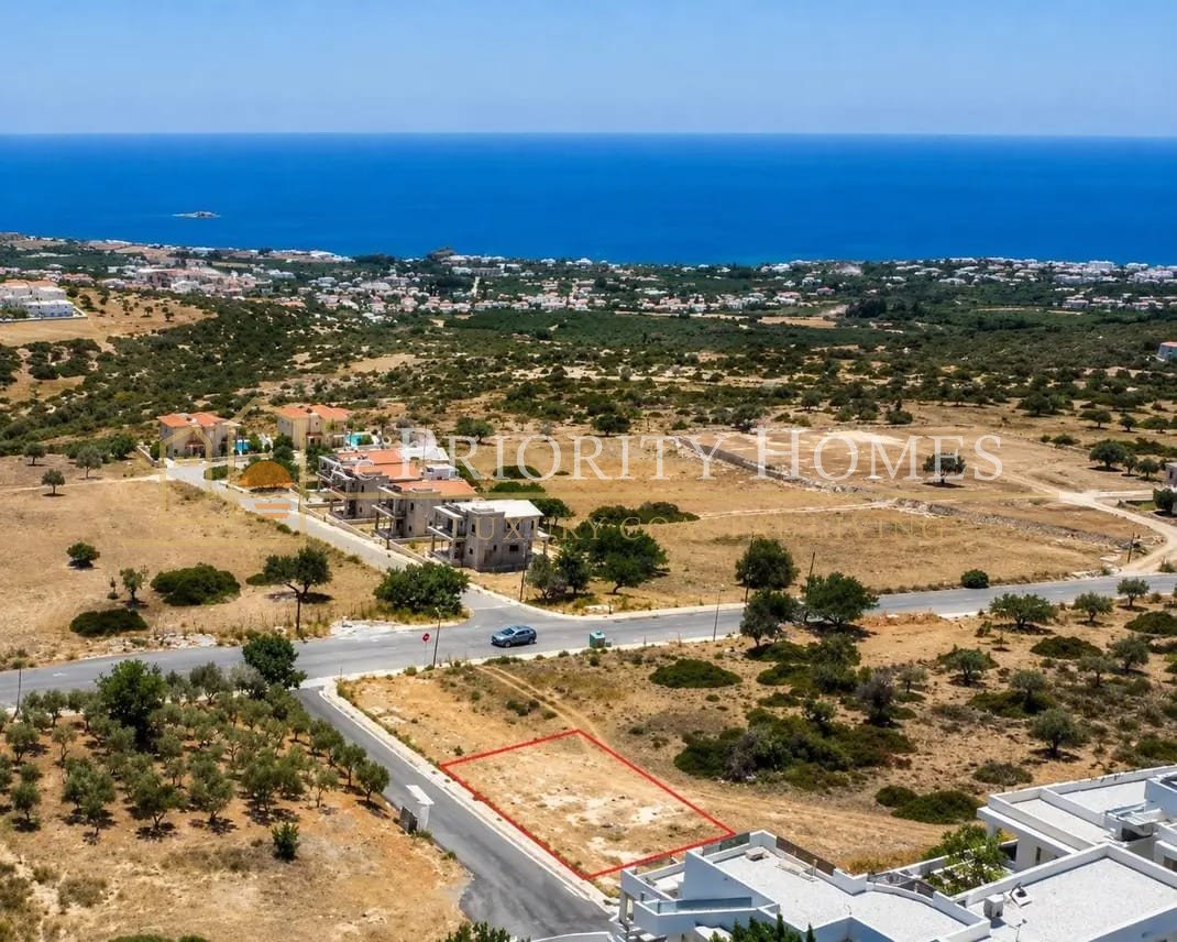 Residential Plot with Approved Building Permit in Pegeia