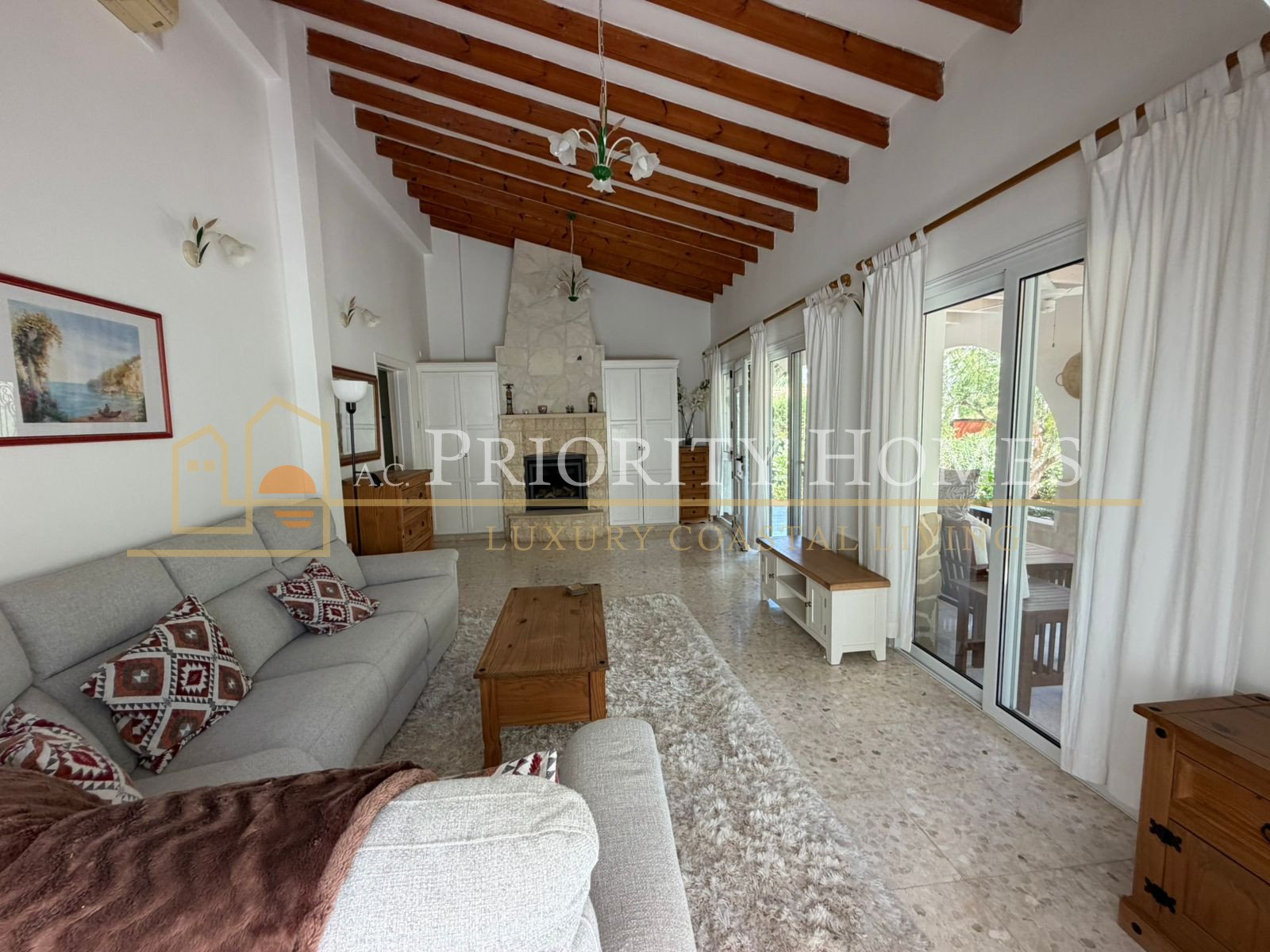 Three-Bedroom Bungalow with Extra Room in Tremithousa