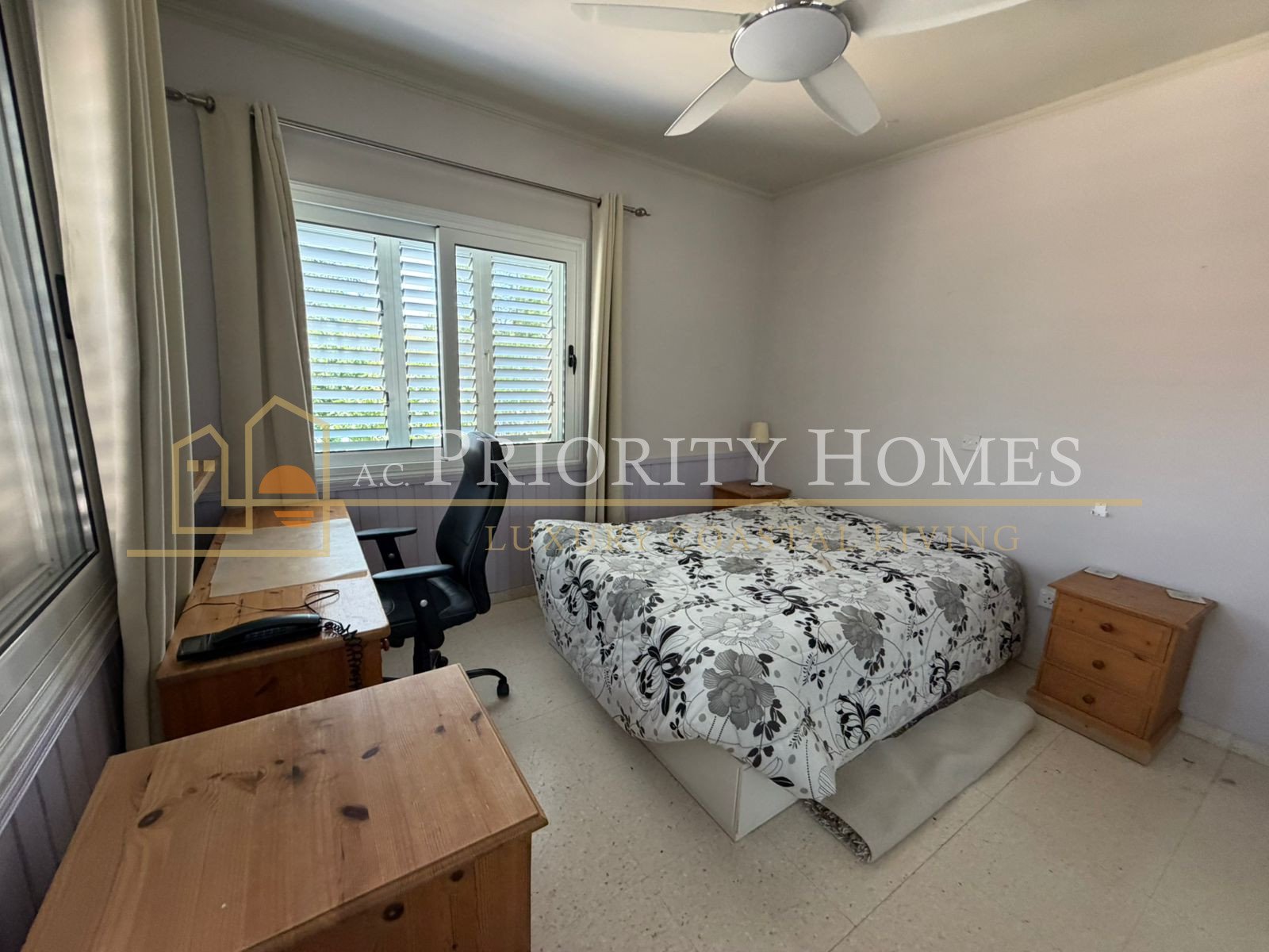 Three-Bedroom Bungalow with Extra Room in Tremithousa