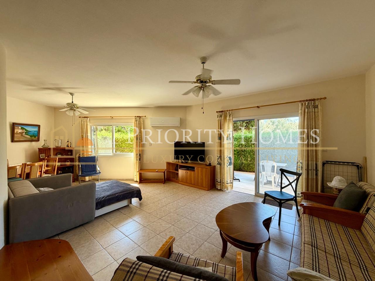 Immaculate Three-Bedroom Detached Villa in Paphos – Universal