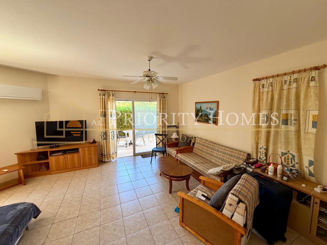Immaculate Three-Bedroom Detached Villa in Paphos – Universal