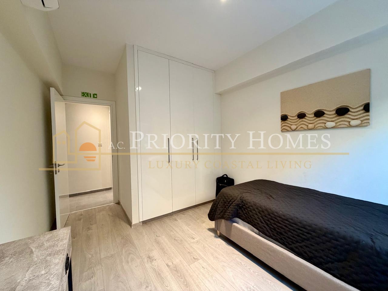 Exceptional Three Bedroom Two Bathroom Ground Floor  Apartment in the Heart of Universal, Paphos