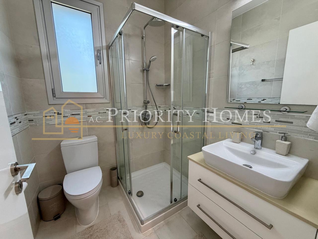 Exceptional Three Bedroom Two Bathroom Ground Floor  Apartment in the Heart of Universal, Paphos