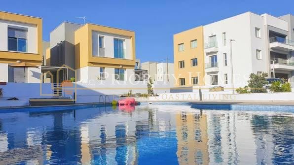 Exceptional Three Bedroom Two Bathroom Ground Floor  Apartment in the Heart of Universal, Paphos