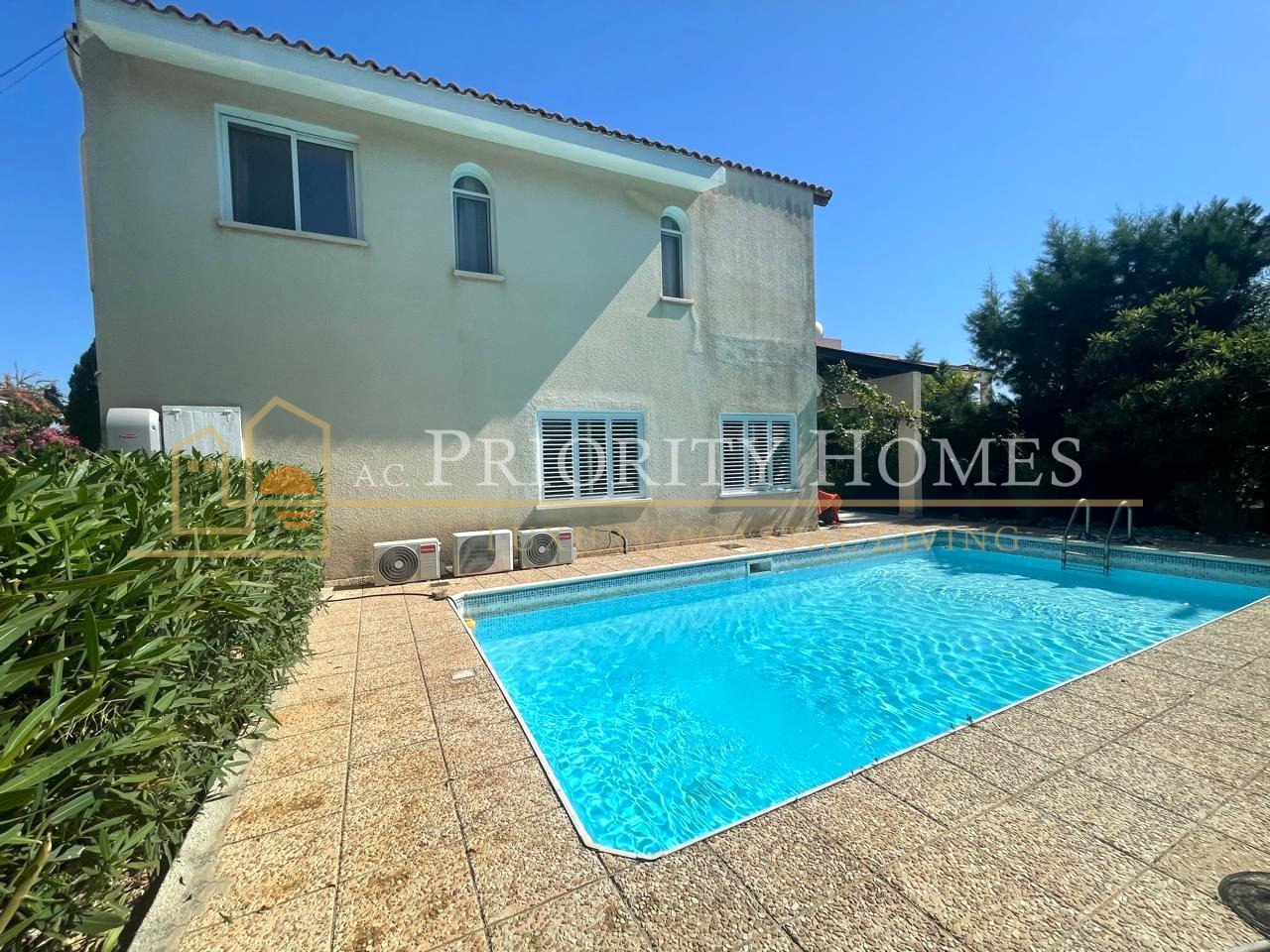 Three-Bedroom Villa for Rent in Coral Bay