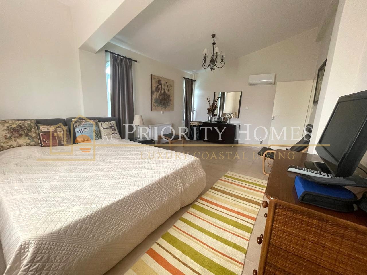 Three-Bedroom Villa for Rent in Coral Bay