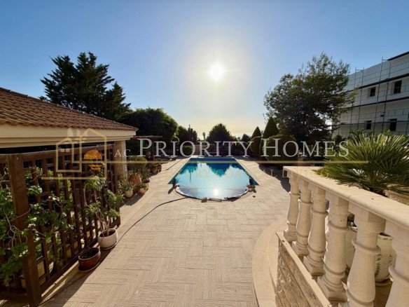 Exclusive Six Bedroom Five Bathroom Mediterranean Villa in Kissonerga Area of Paphos