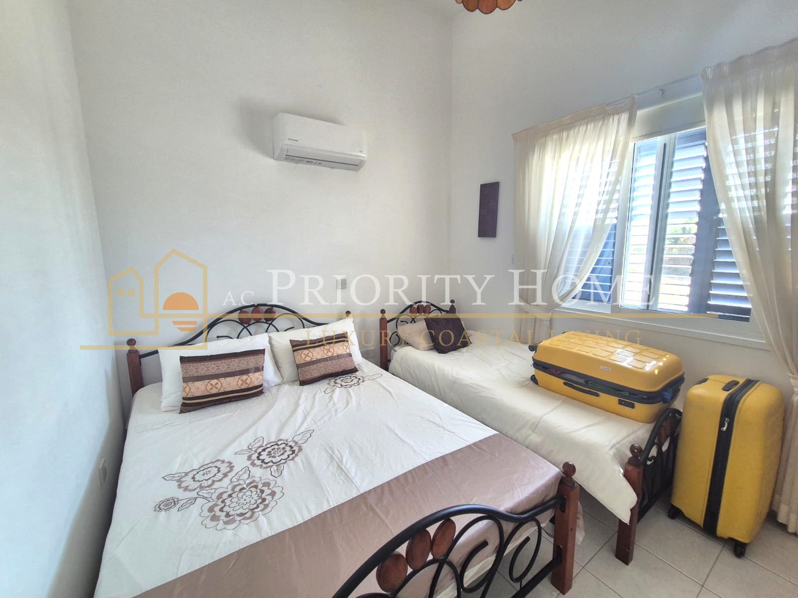 Two-Bedroom Two-Bathroom Townhouse in Pegeia