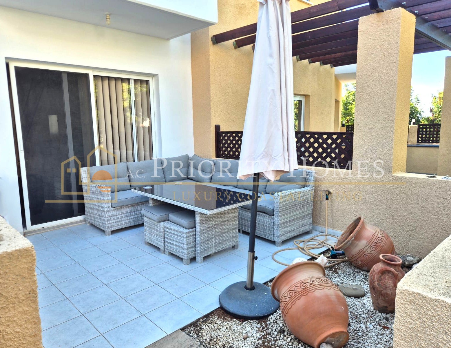 Two-Bedroom Two-Bathroom Townhouse in Pegeia