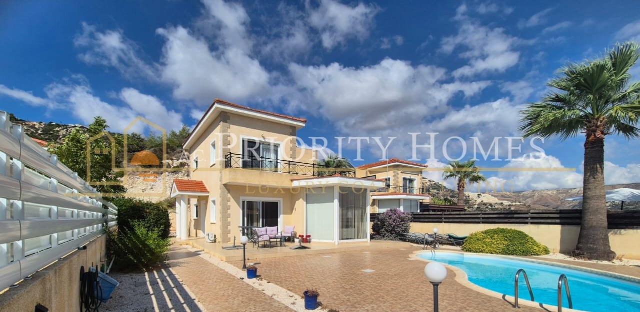 Three-Bedroom Villa in Pegeia
