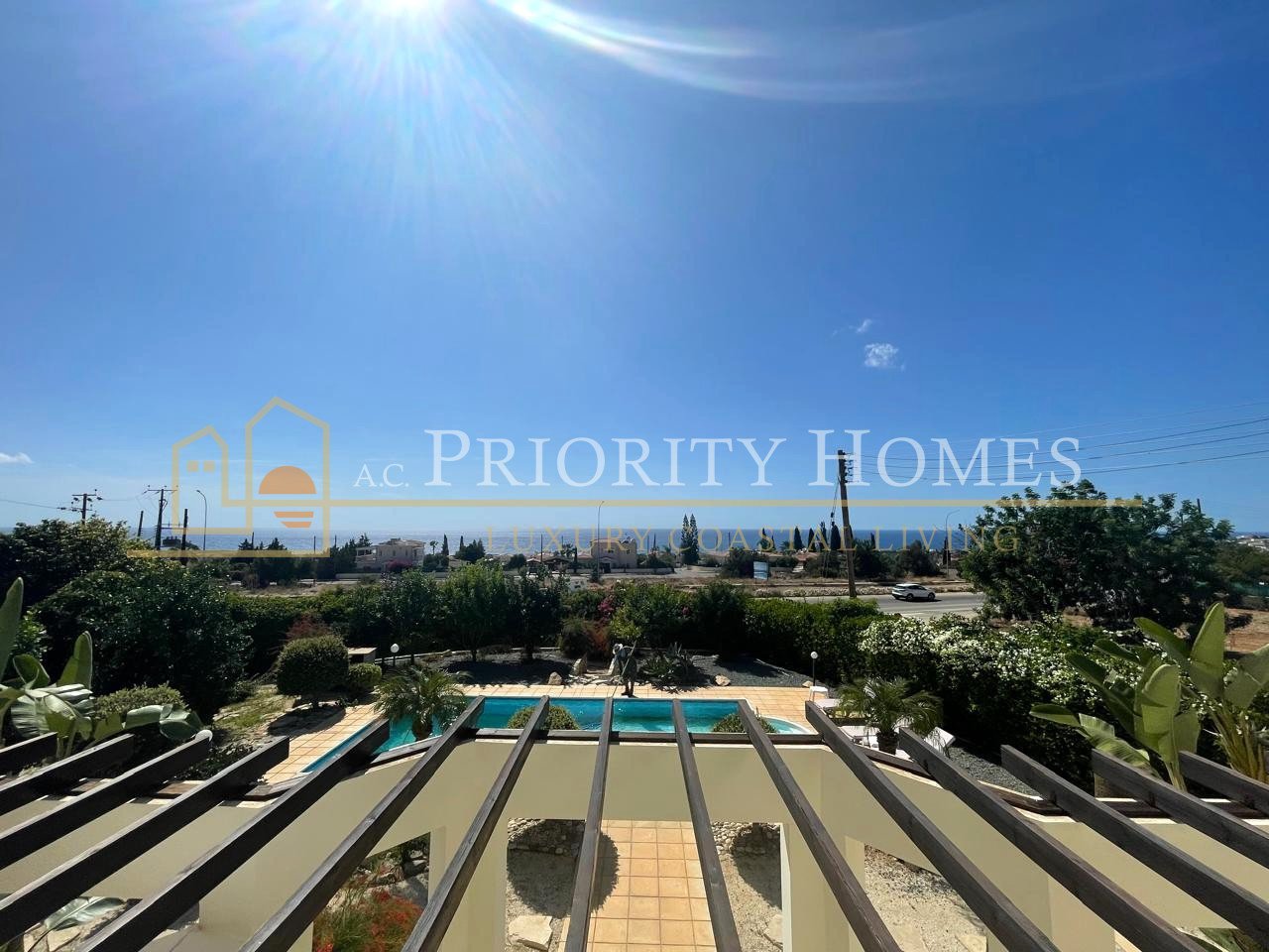 Spacious Three-Bedroom Villa for Rent in Sea Caves