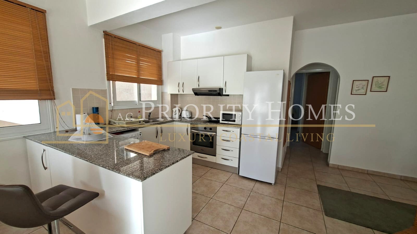Two-Bedroom Furnished Apartment for Rent in Universal